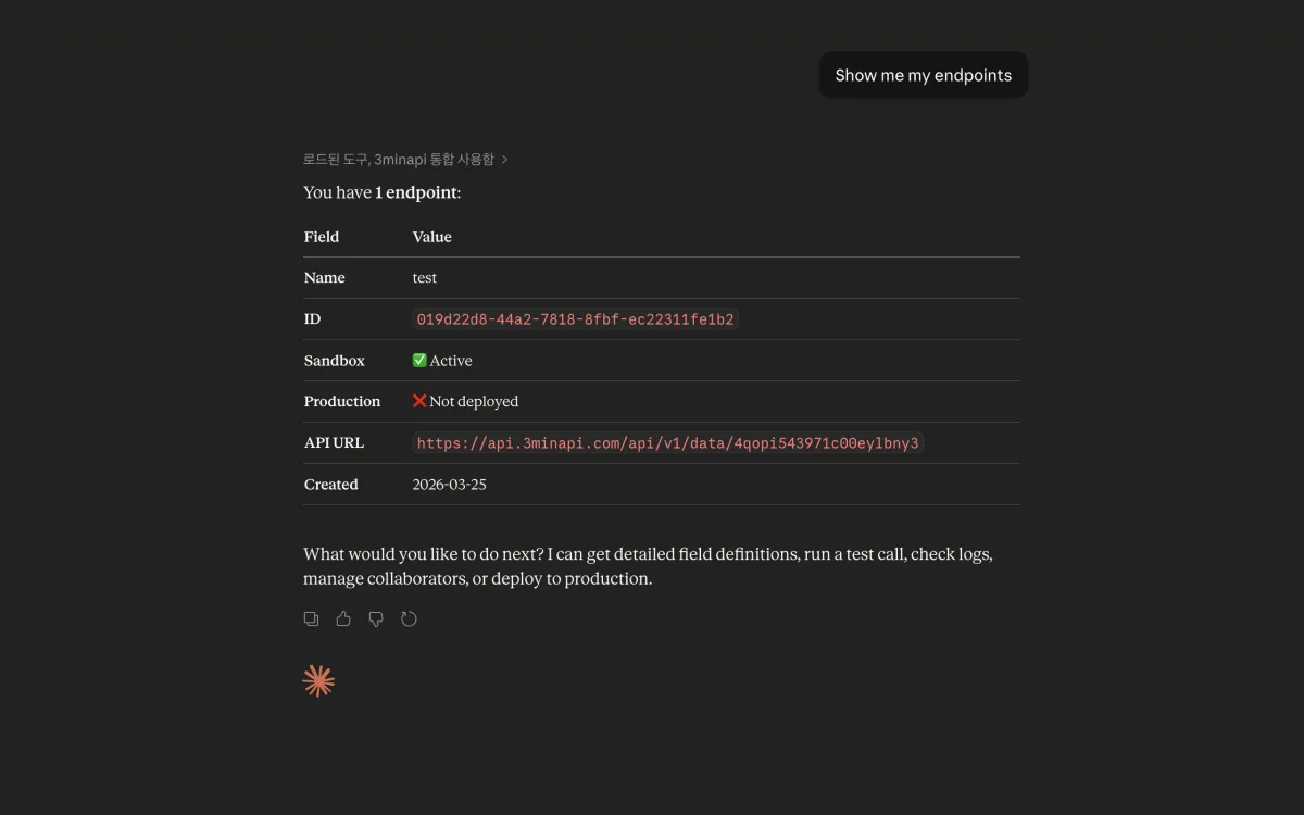 Claude Desktop mostrando la lista de endpoints tras preguntar muéstrame mis endpoints